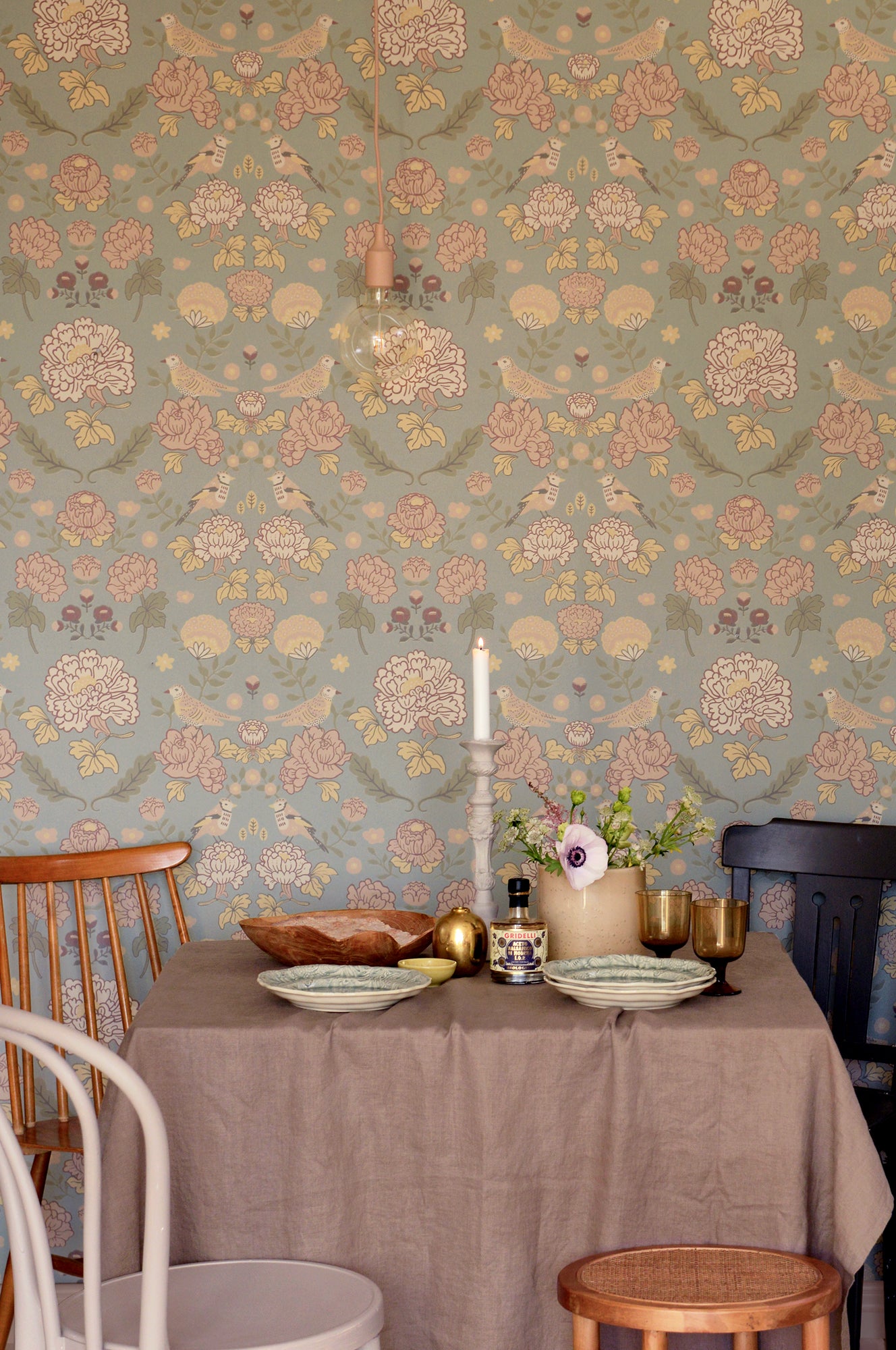 June Scandinavian Wallpaper - Sage Green