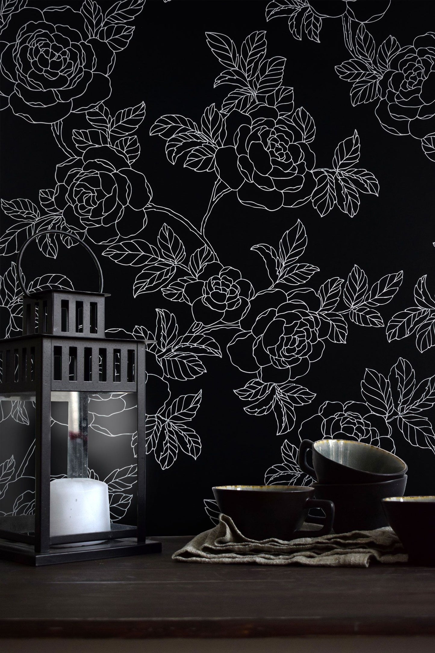 Inez Wallpaper - Black - Discontinuing