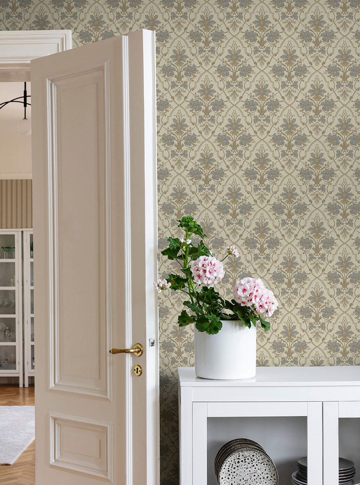 Viktoria Historical Wallpaper – Blue