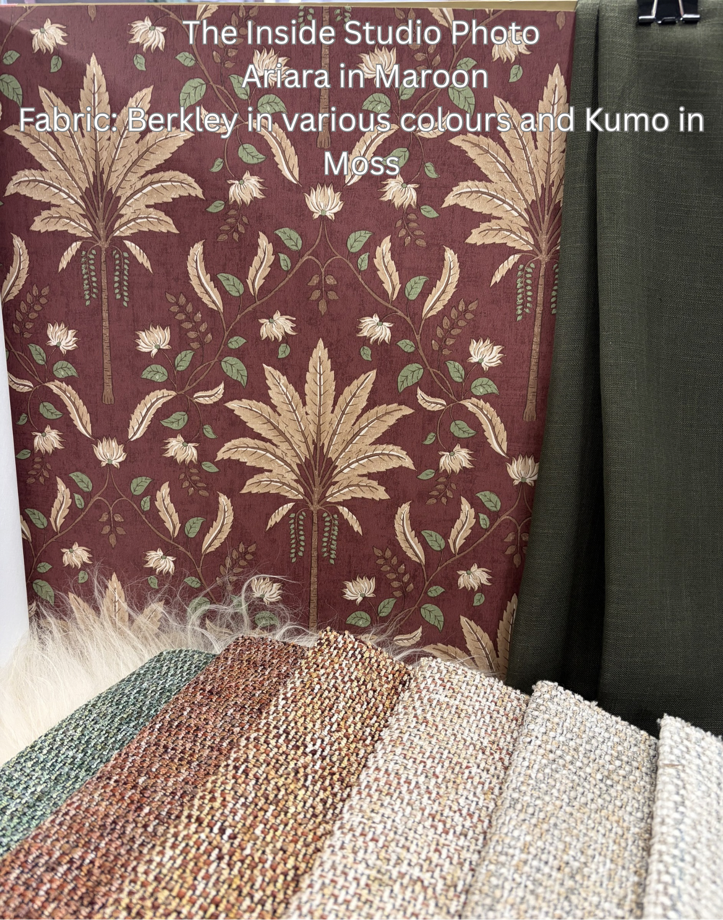 Ariara - Palm Trellis - Wallpaper - Maroon