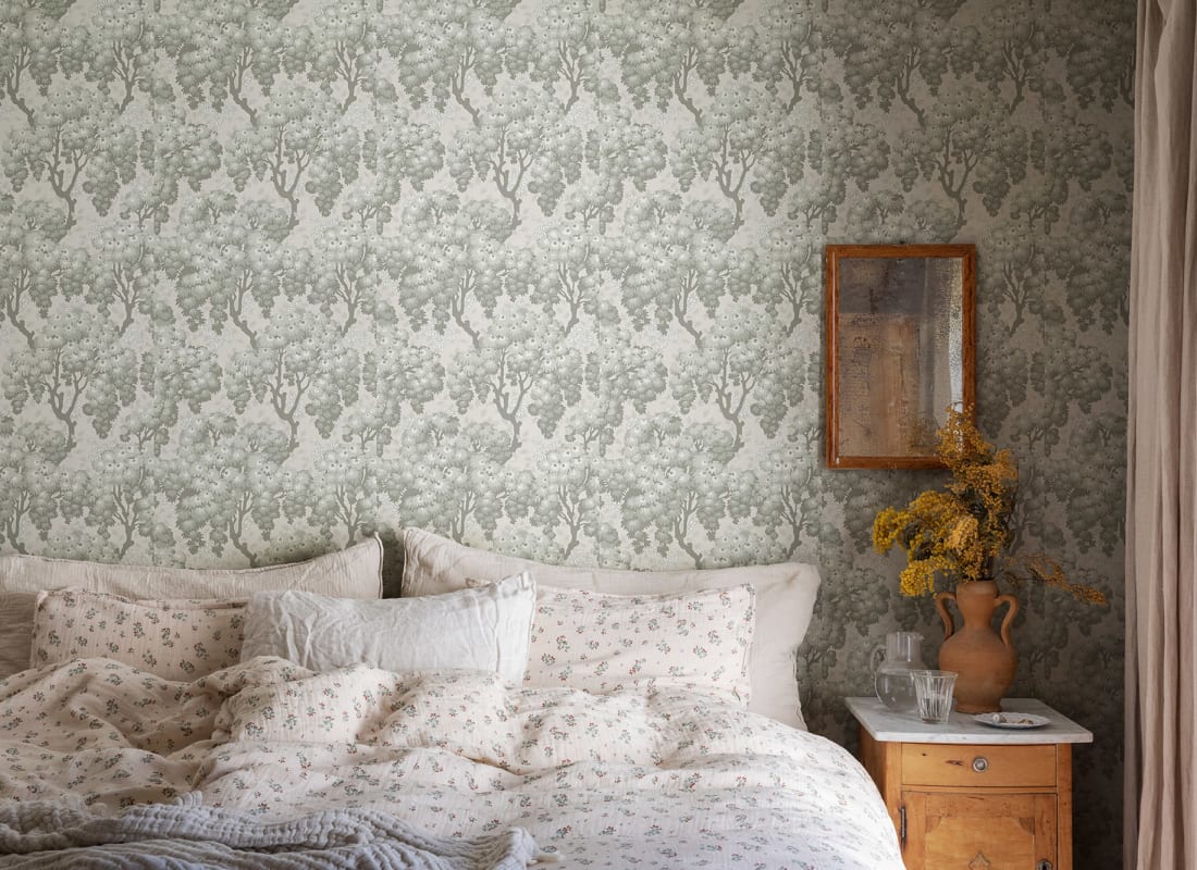 Ragnvi Wallpaper - Spring Green