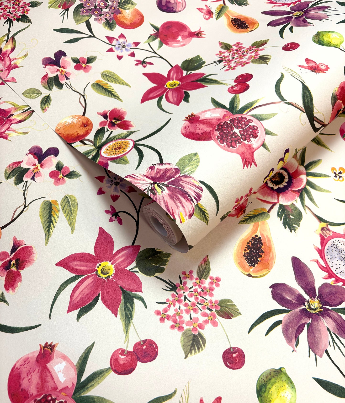 Sample – Tropica Wallpaper – Cream/Multi