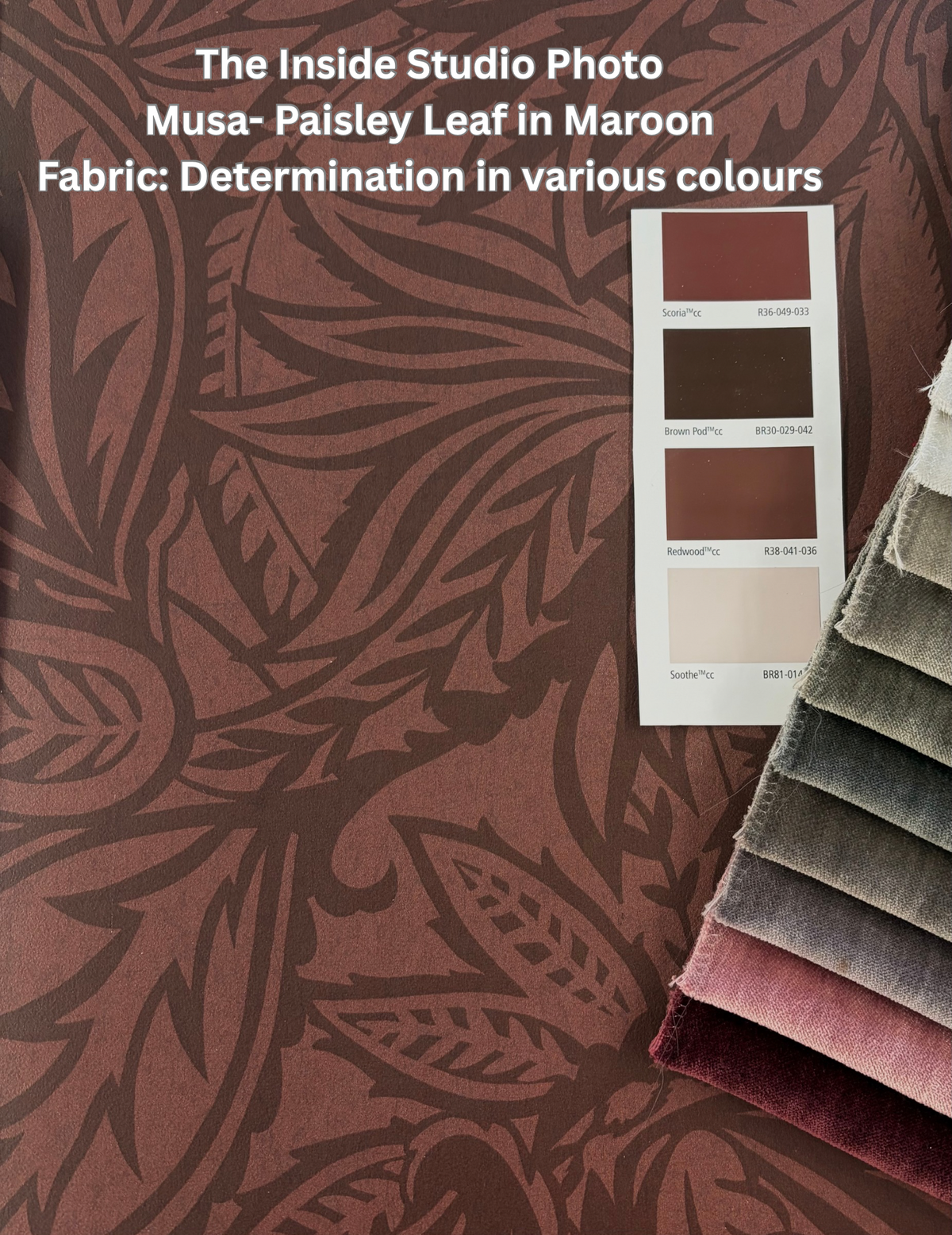 Musa – Paisley Leaf Wallpaper – Maroon
