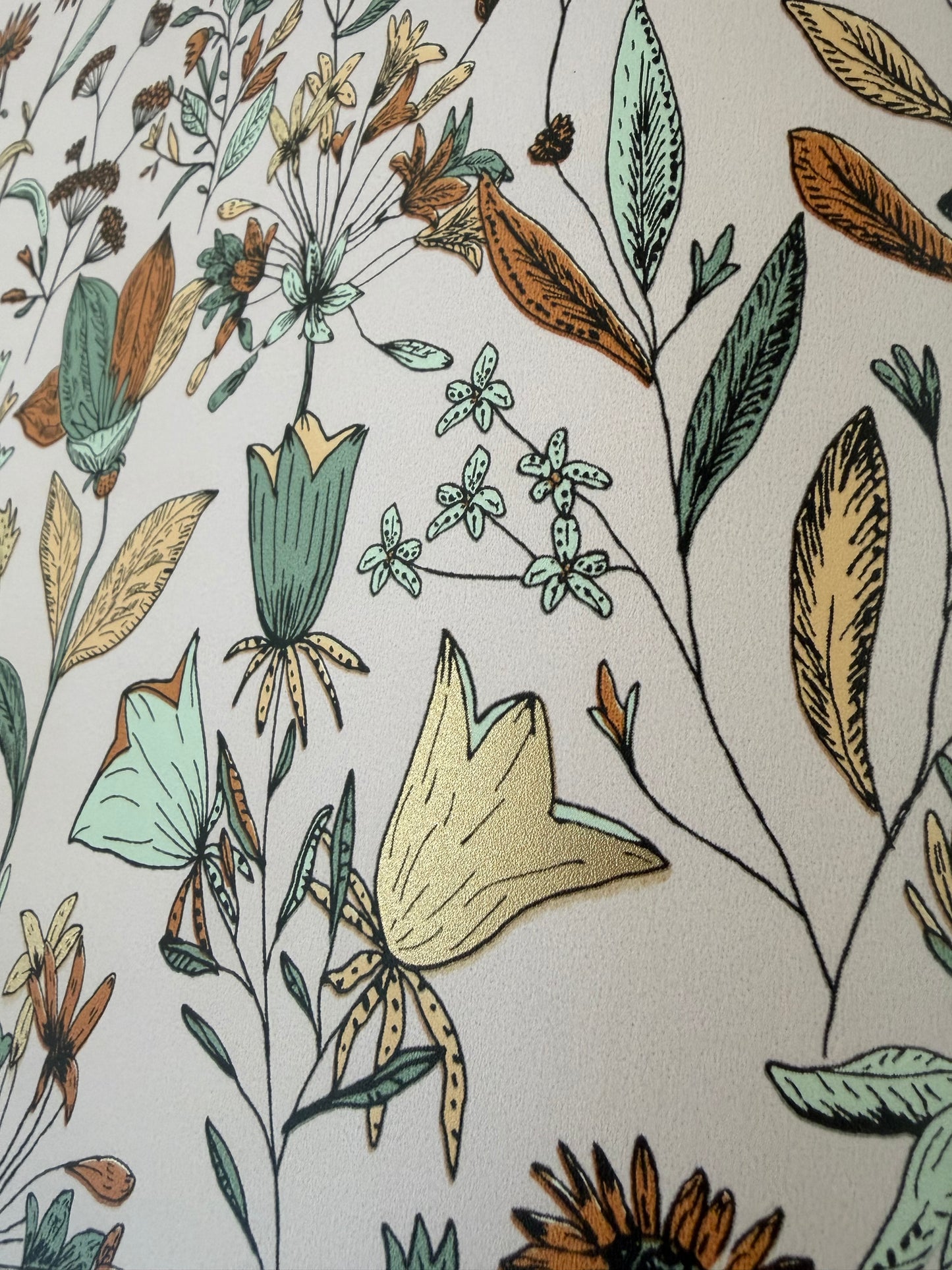Jardin De Giverny Wallpaper - Rose Orange - Last 34 Rolls