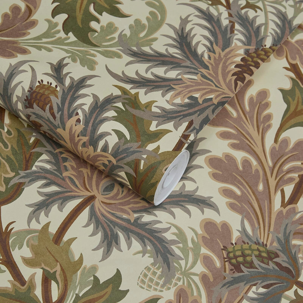 Sample – Aquifolia Sea Holly Damask Hybrid Mural – Ecru