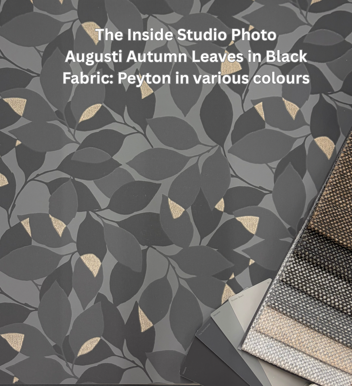 Augusti - Autumn Leaves Wallpaper - Black