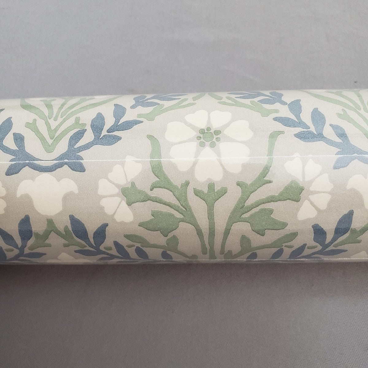 Bellflowers Wallpaper - Morris - Grey/Fennel