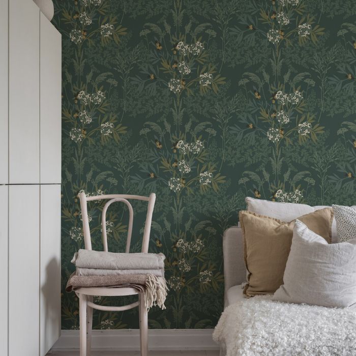 Strandäng - Coastal Bouquet Wallpaper - Green