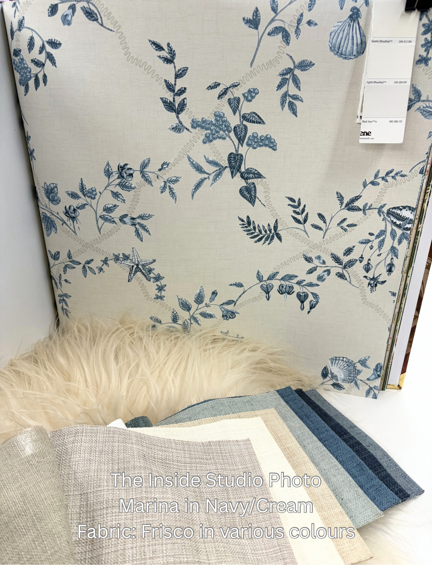 Marina Wallpaper – Navy/Cream