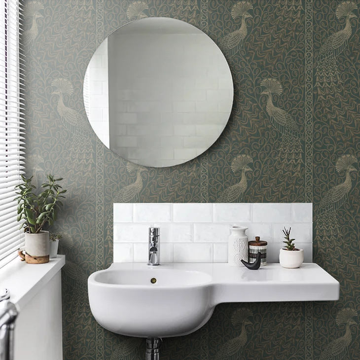 Pavo Parade Peacock Wallpaper - Metallic Gilver/Green