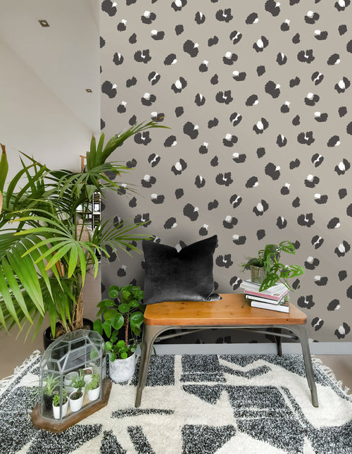 Large Leopard Spot Wallpaper - Taupe