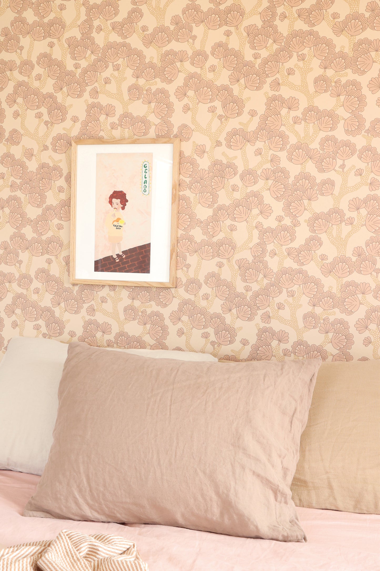 Beachy Breeze Wallpaper - Ballet Pink