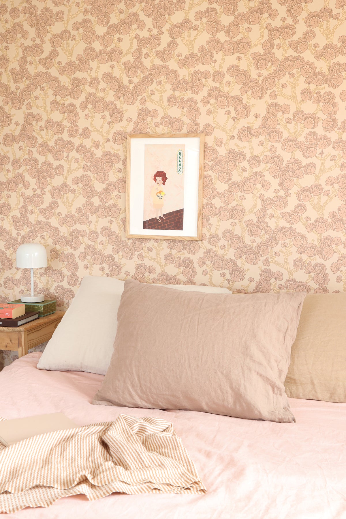 Beachy Breeze Wallpaper - Ballet Pink