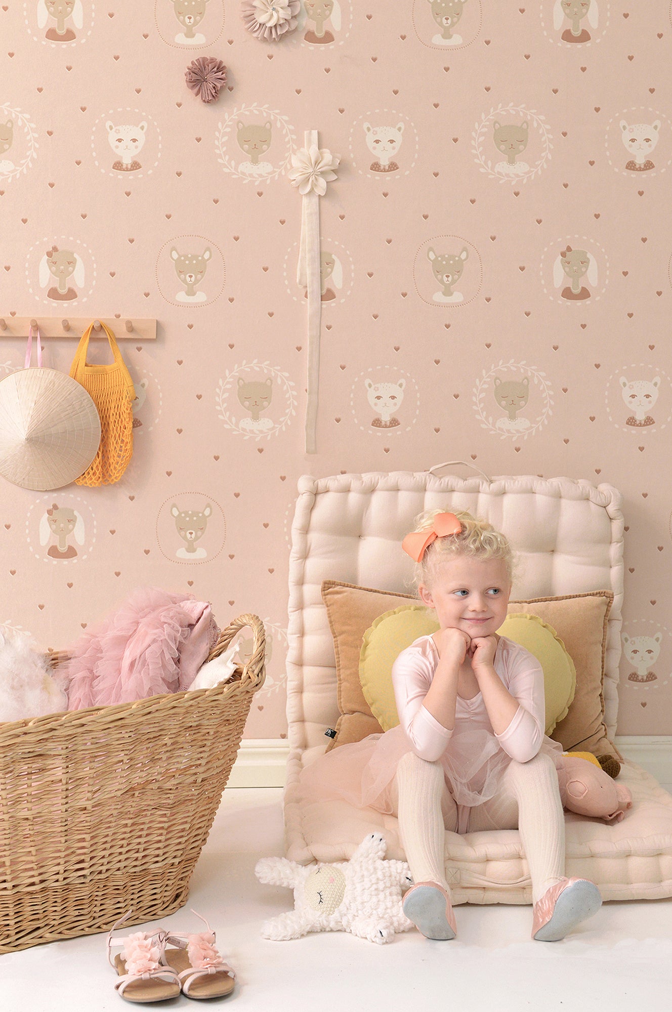 Hearts Wallpaper - Dusty Pink