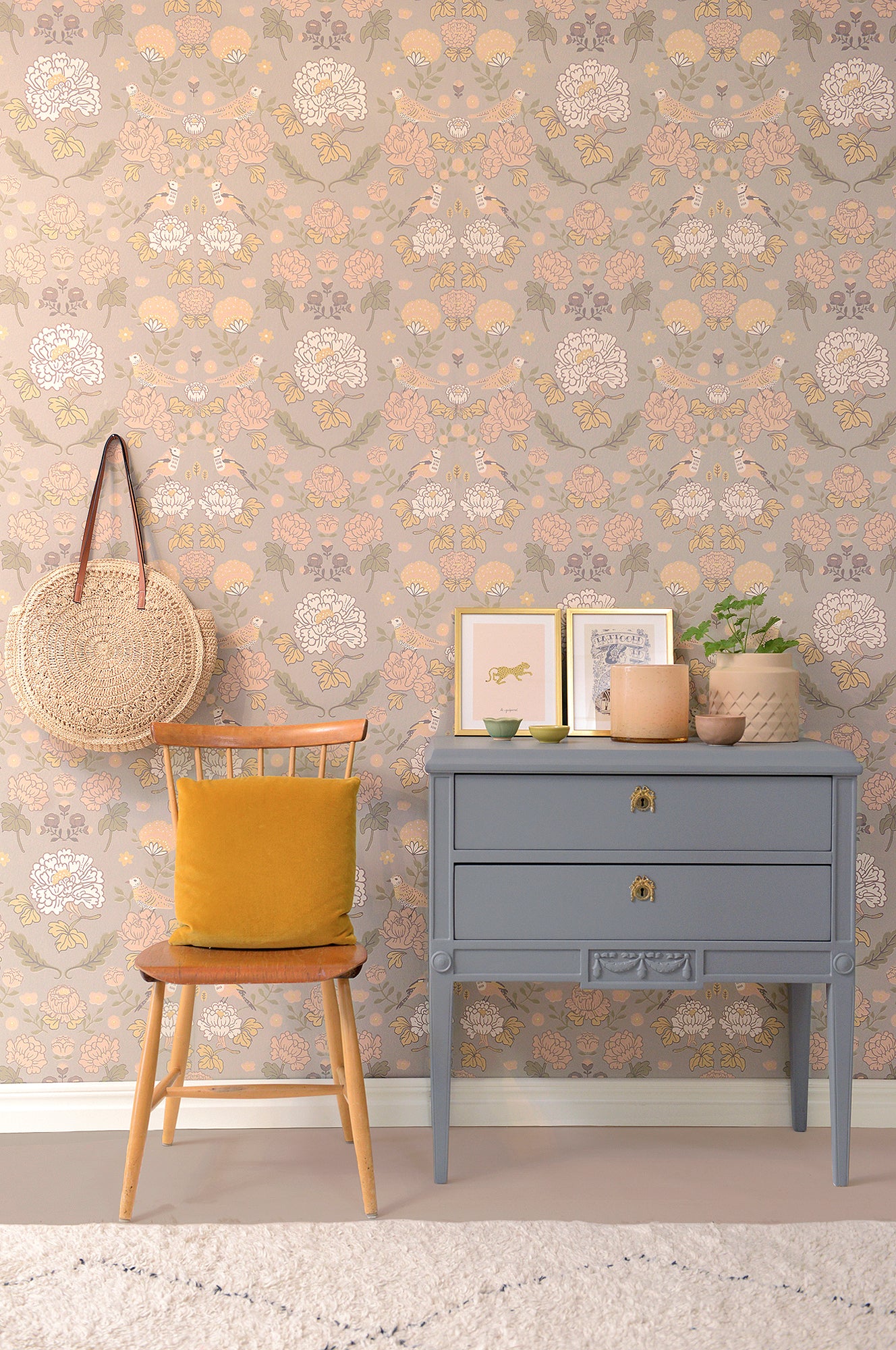 June Scandinavian Wallpaper - Grey