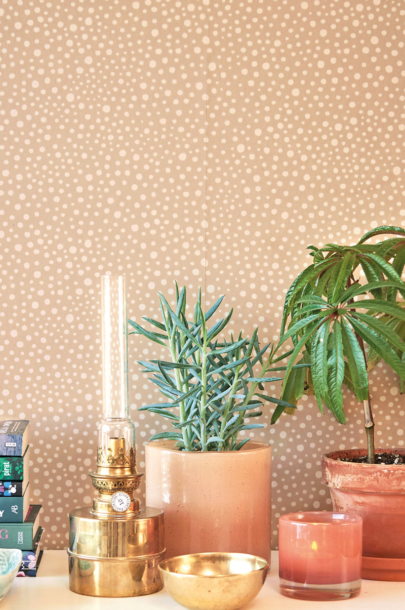 Dots Wallpaper - Teddy Brown