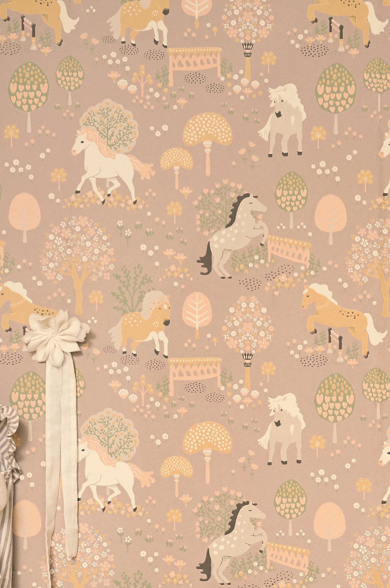 My Sweet Pony Wallpaper - Soft Lilac