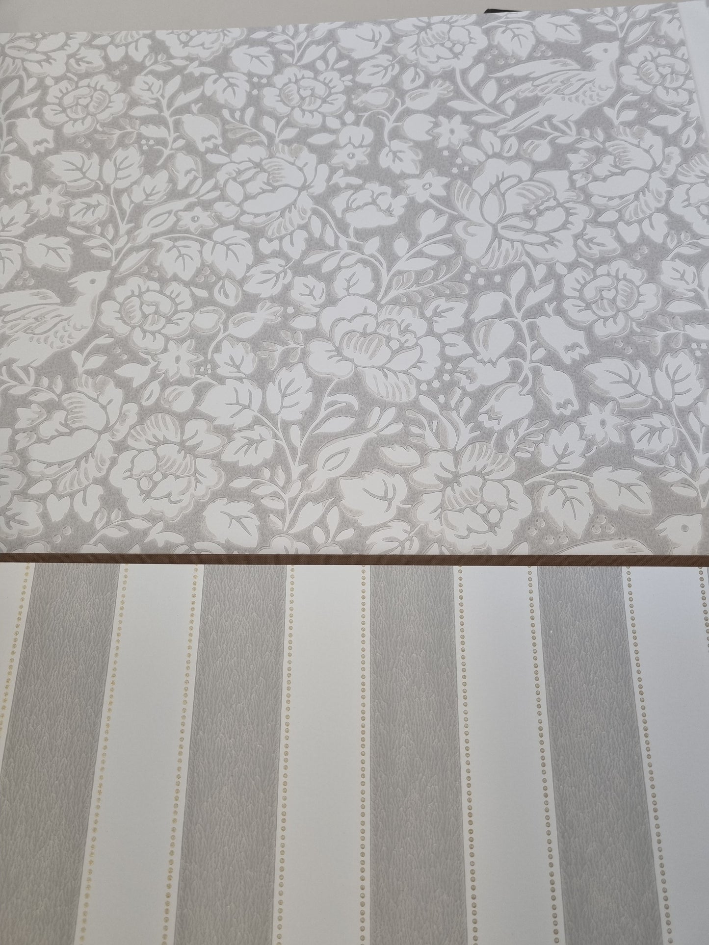 Jenny - Nightingale Wallpaper - Grey