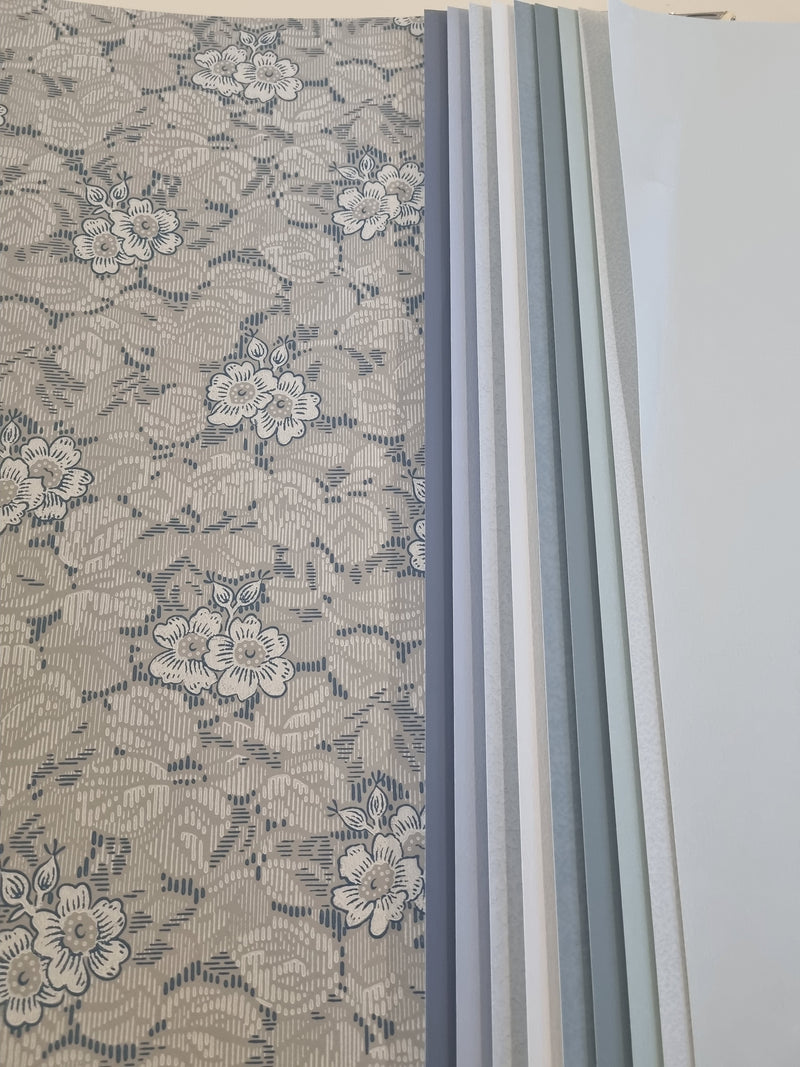 Gysinge Flower Motifs Wallpaper - Blue
