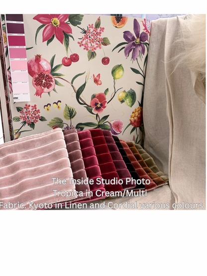 Tropica Wallpaper - Cream/Multi