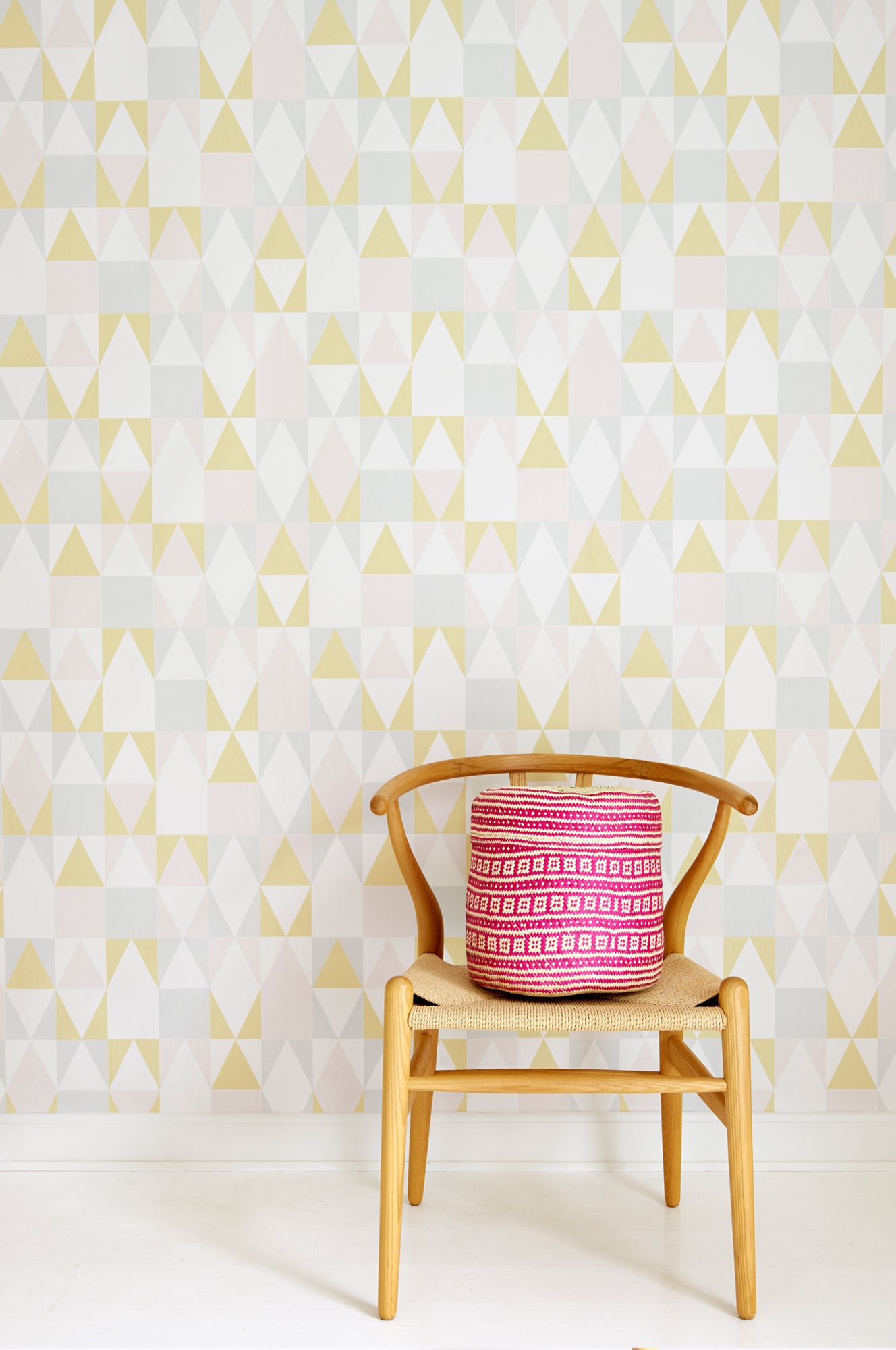 Alice Geometric Wallpaper - Pink/Yellow