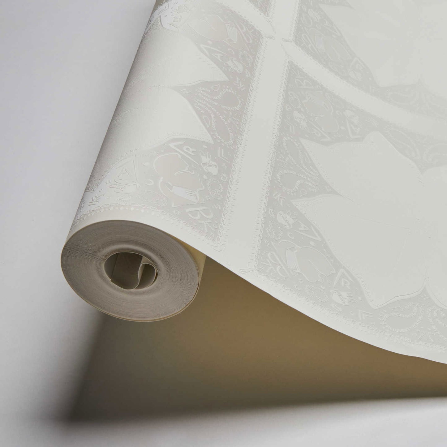Paisley Block Heavy Weight Wallpaper  - White