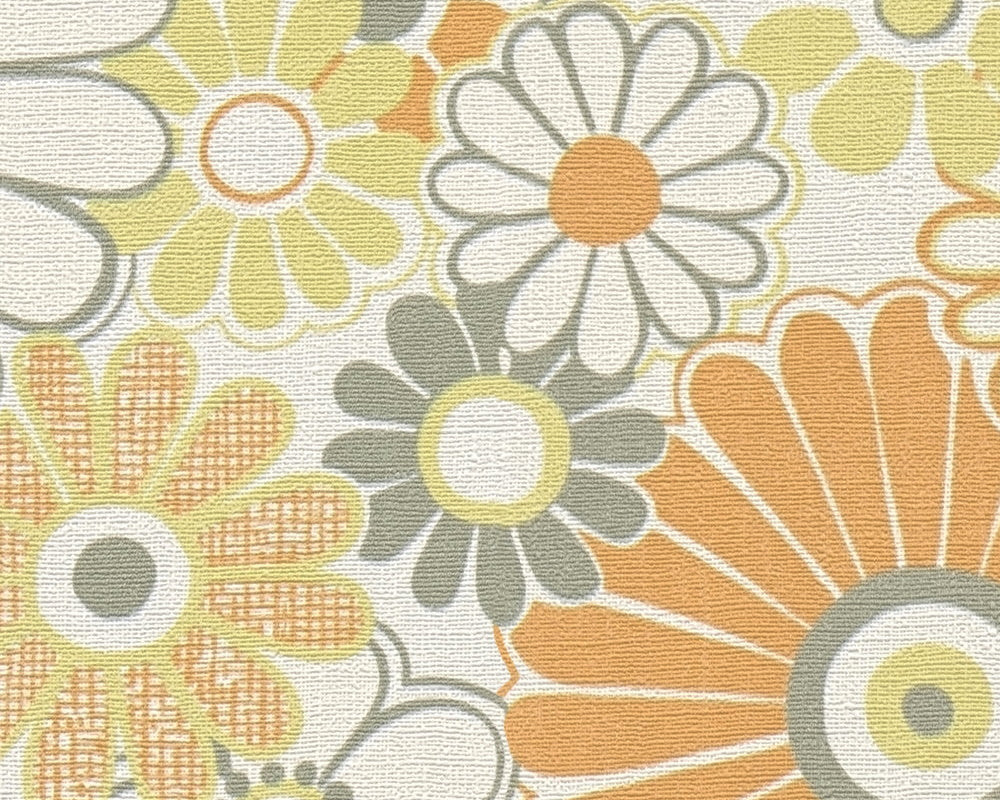 Retro Flowers Wallpaper - Cream