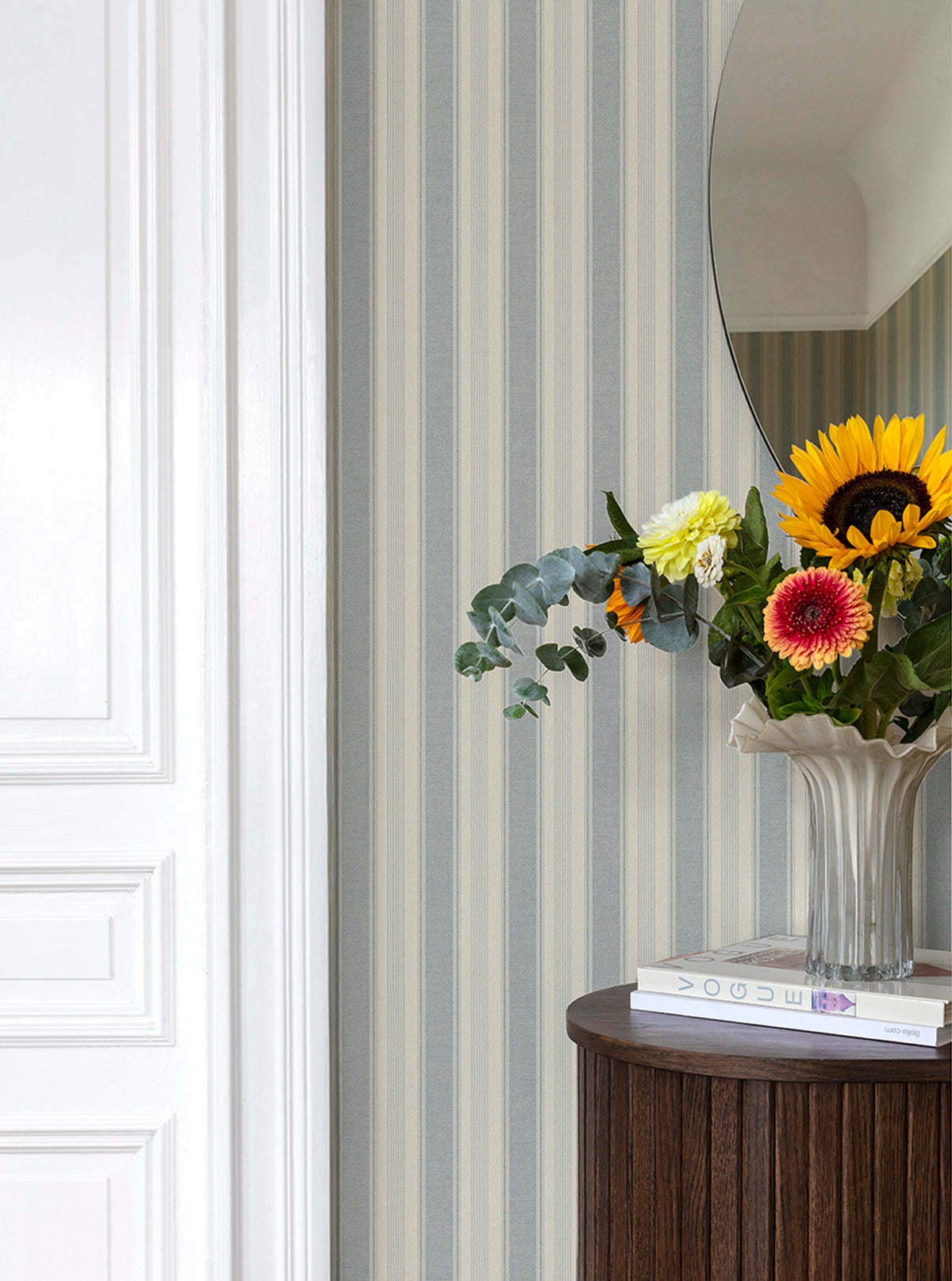 Erik Stripe Classical Wallpaper – Blue