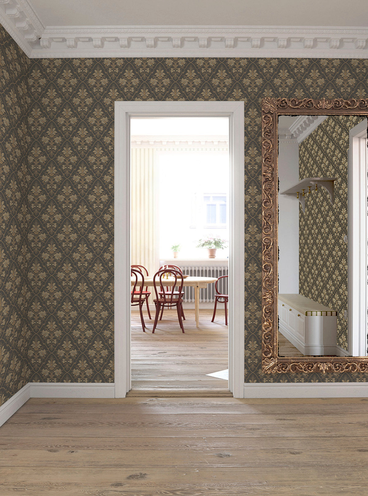 Viktoria Historical Wallpaper – Black