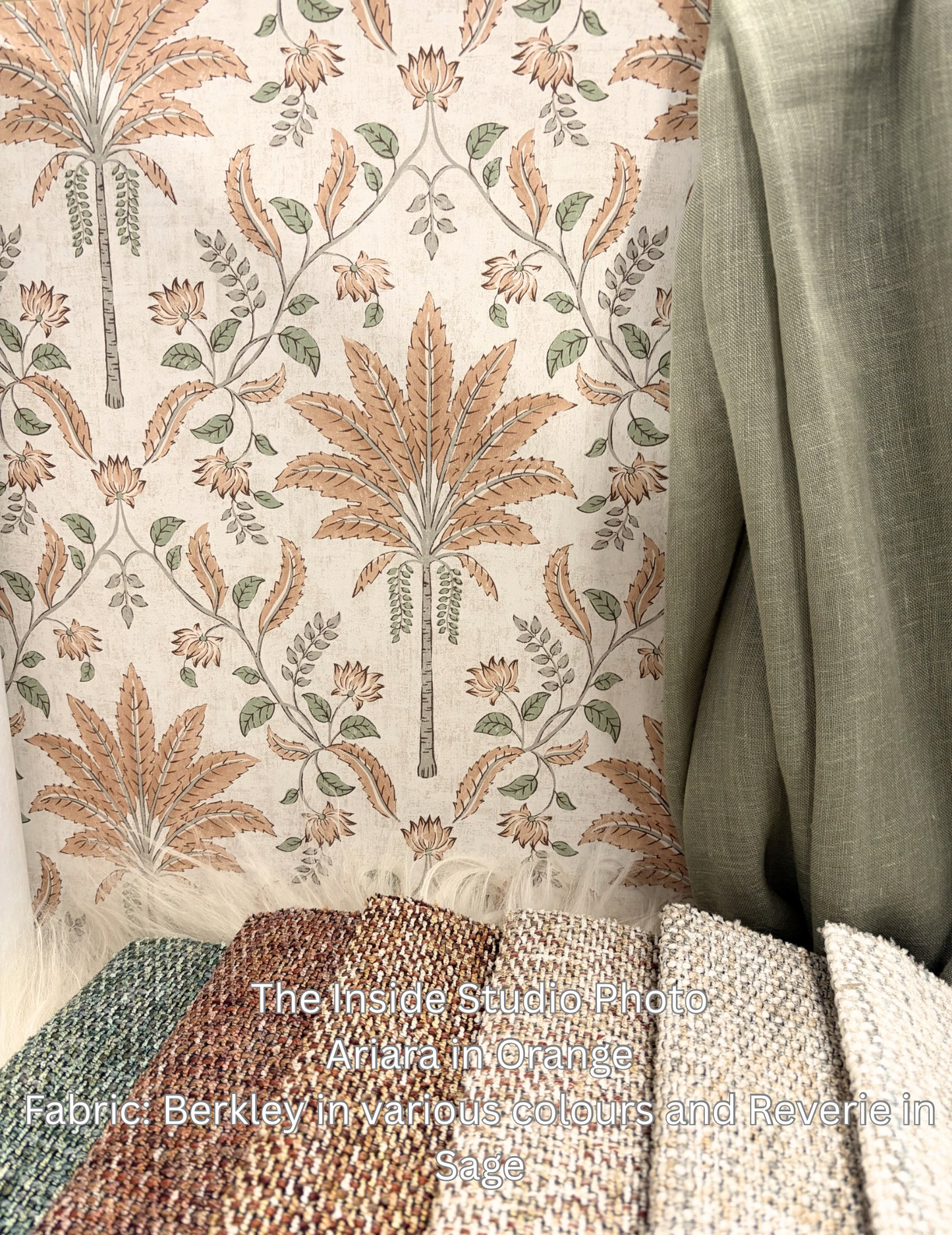 Ariara - Palm Trellis - Wallpaper - Orange