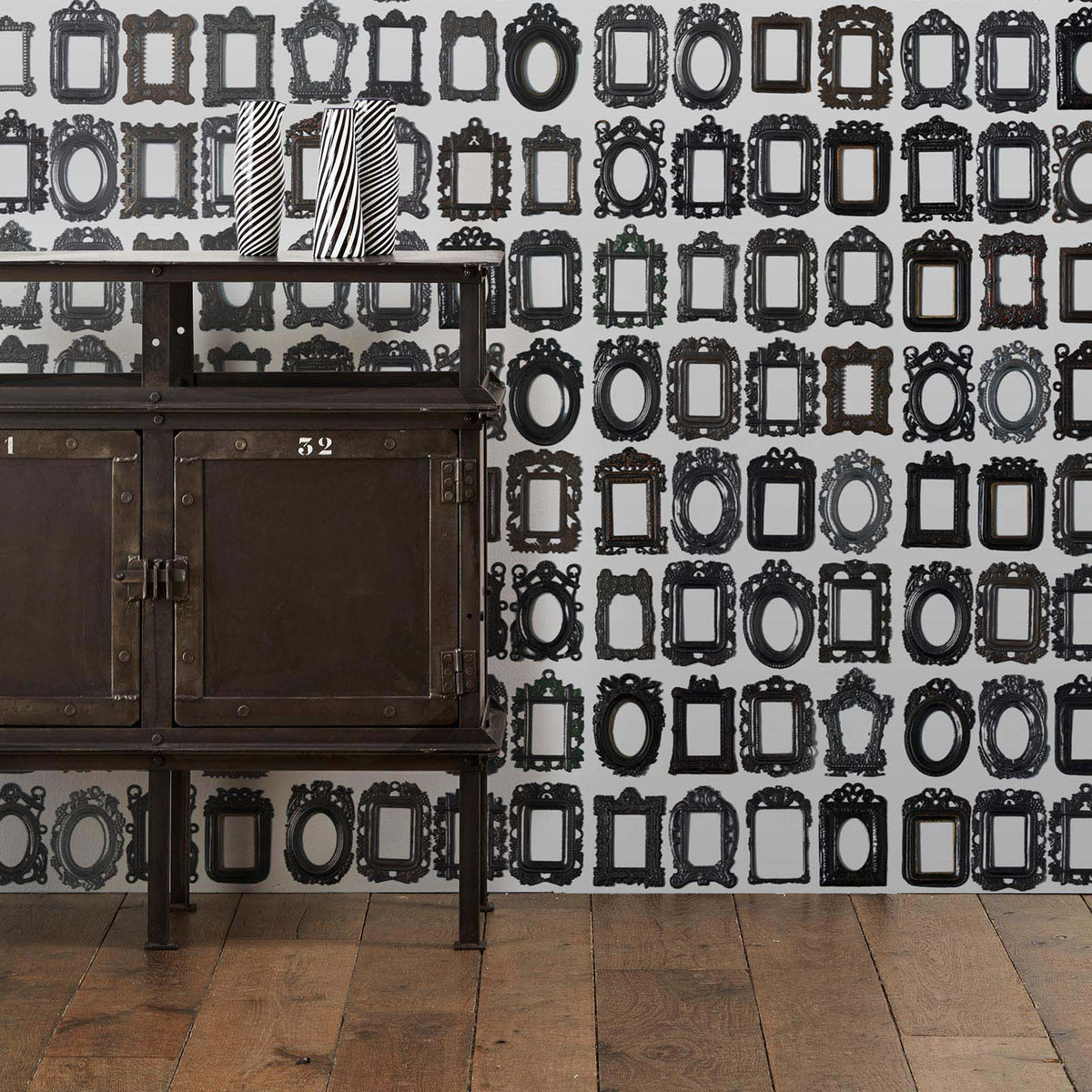 Sample - Obsession by Daniel Rozensztroch "Everyday Thing Series" Wallpaper - Frames
