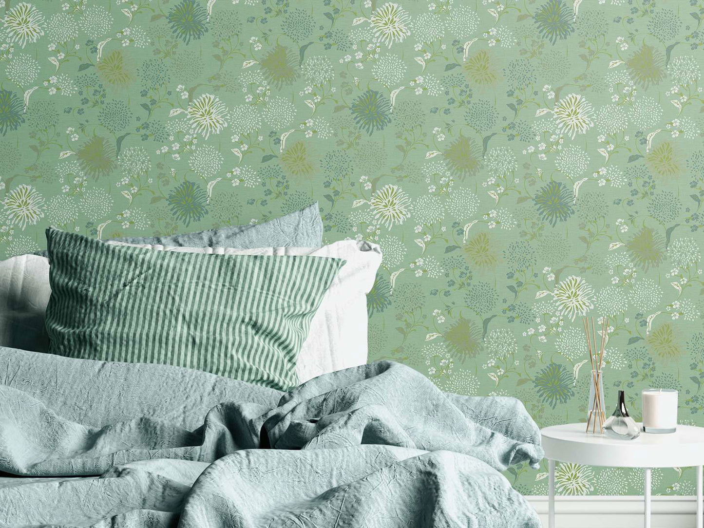 Bloom Wallpaper - House of Turnowsky - Green/White
