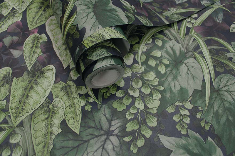 Cascading Garden - Lush Botanical Wallpaper - Navy