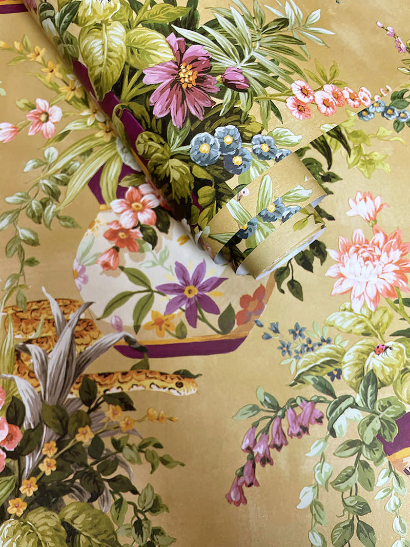 Rivara - Vase and Wildlife Wallpaper - Ochre