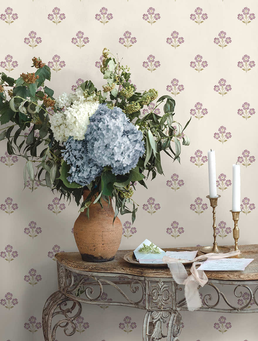 Isadora Wallpaper - Neutral/Mulberry
