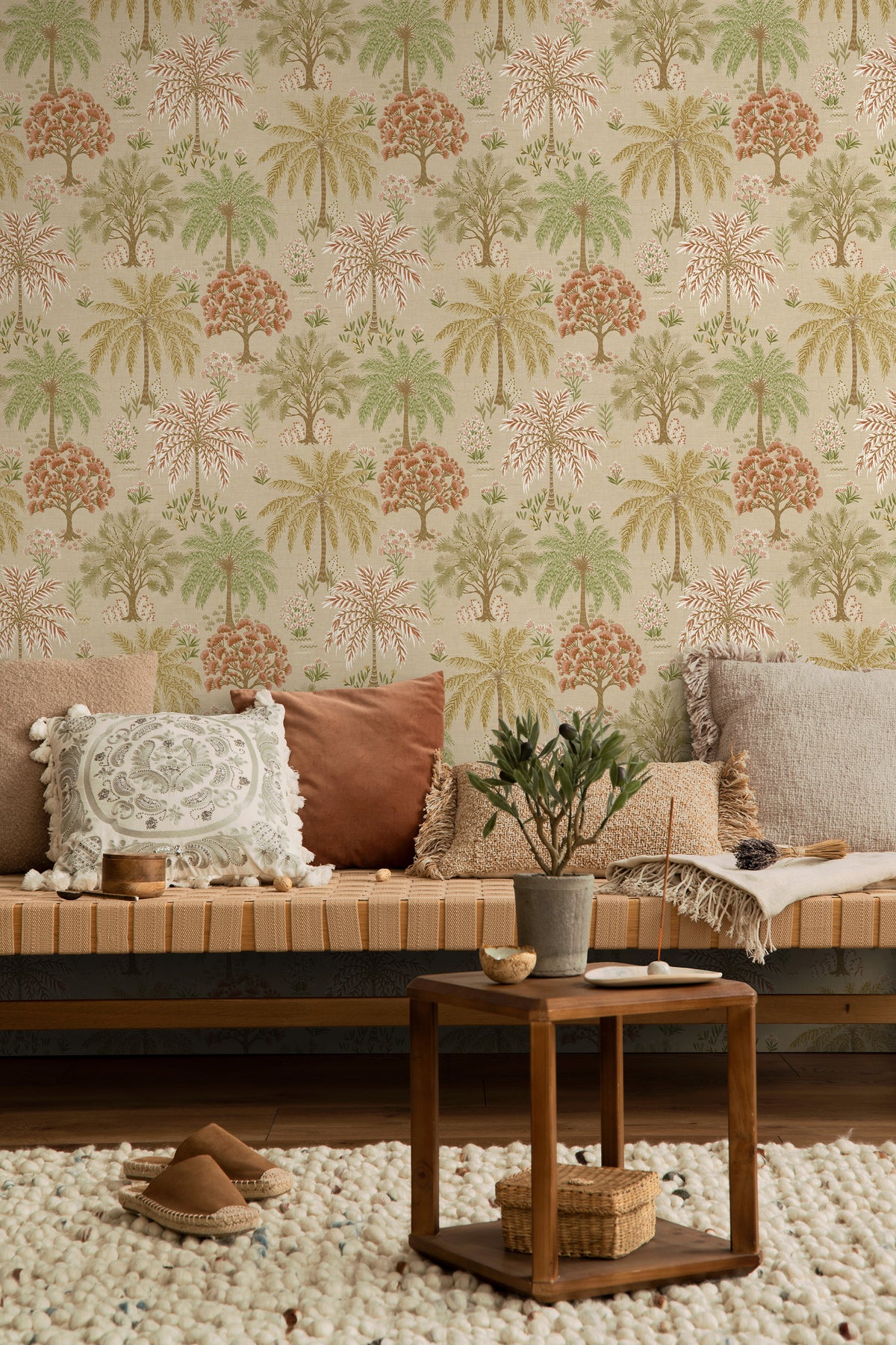 Solana Wallpaper – Coral/Beige