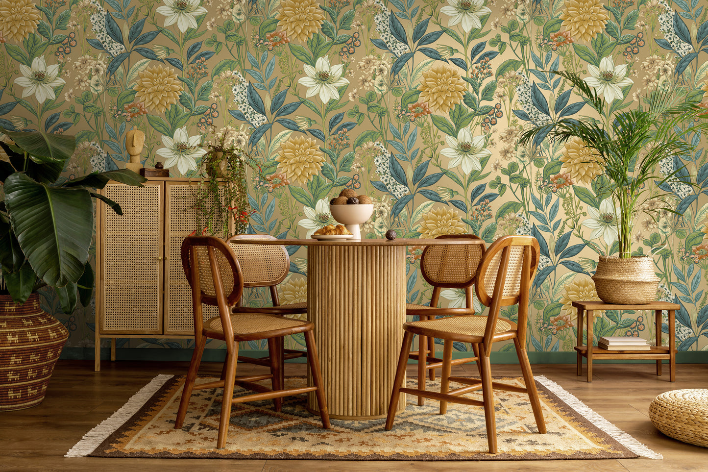 Clematis Wallpaper – Gold