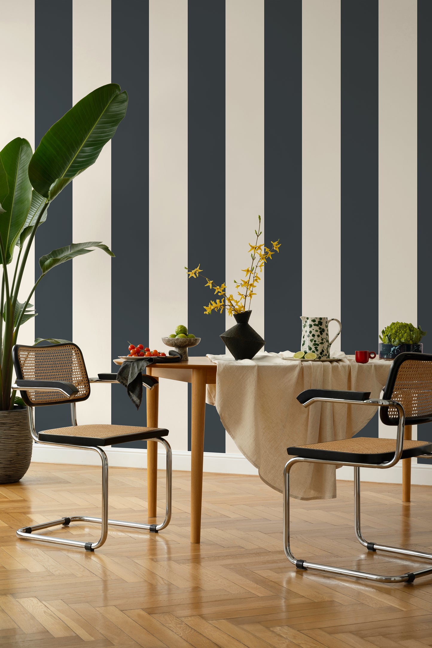 Cordelia Stripe Wallpaper – Navy Black