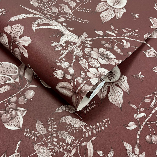 Sample – Liana – Leopard Wallpaper – Maroon