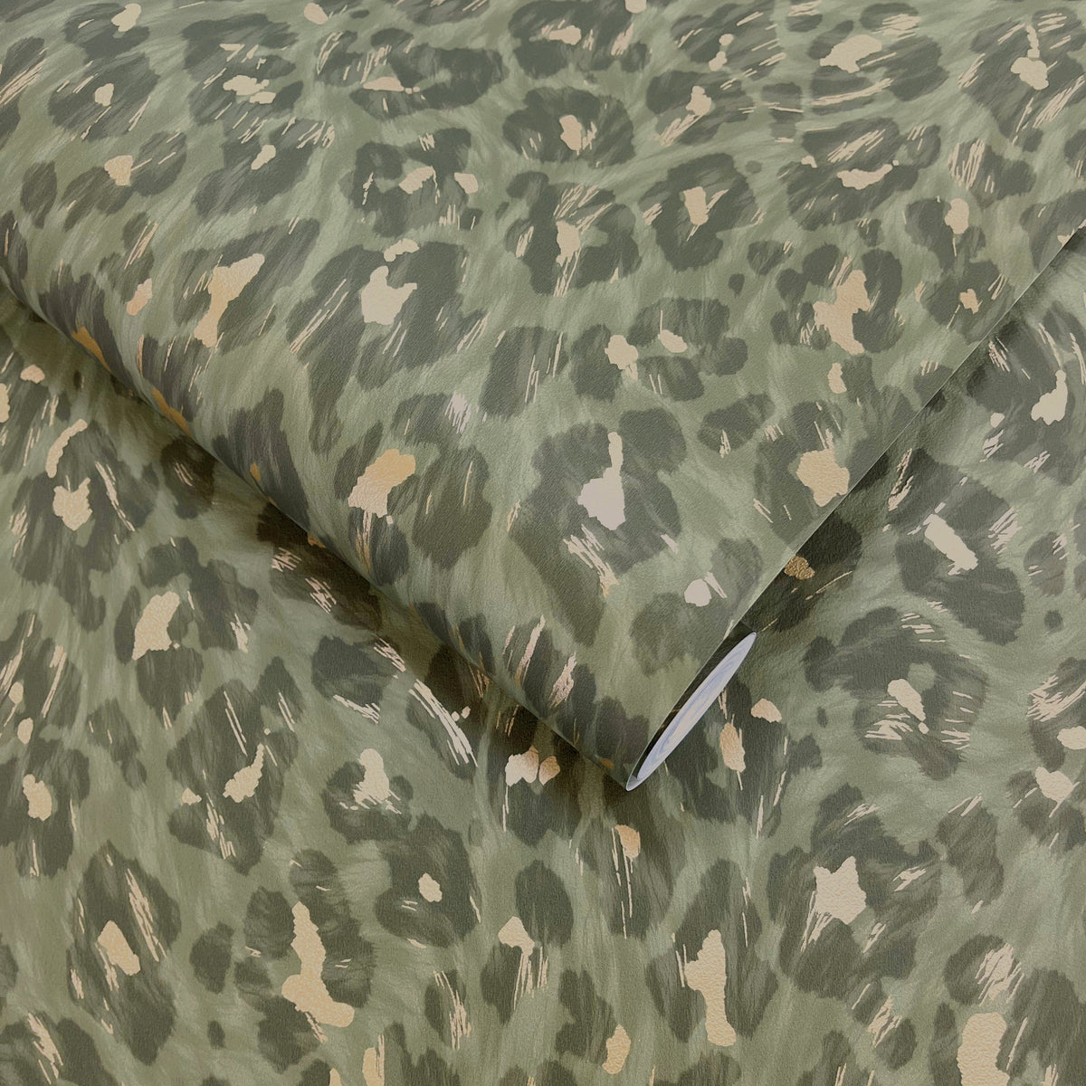 Sample – Rosette – Leopard Print Wallpaper – Khaki
