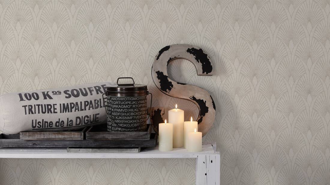 Art Deco Baroque Fans Wallpaper - Cream/Metallic -Last 2 Rolls