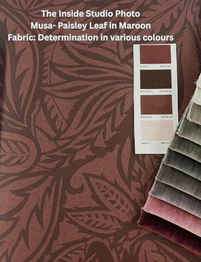 Musa – Paisley Leaf Wallpaper – Maroon