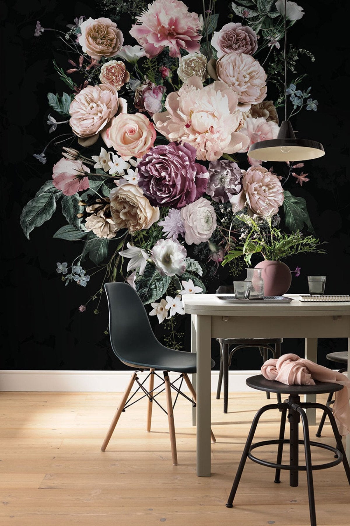 Sample – Charming - Custom Sized Wallpaper Mural (per m2)