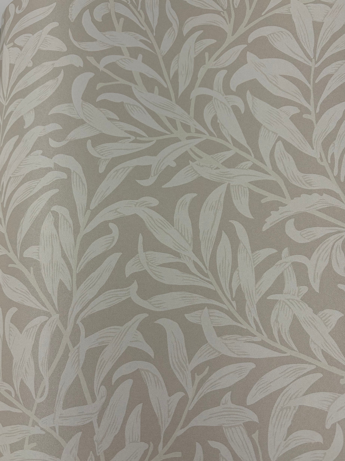 Sample – Willow Leaf Wallpaper – Ecru Shimmer