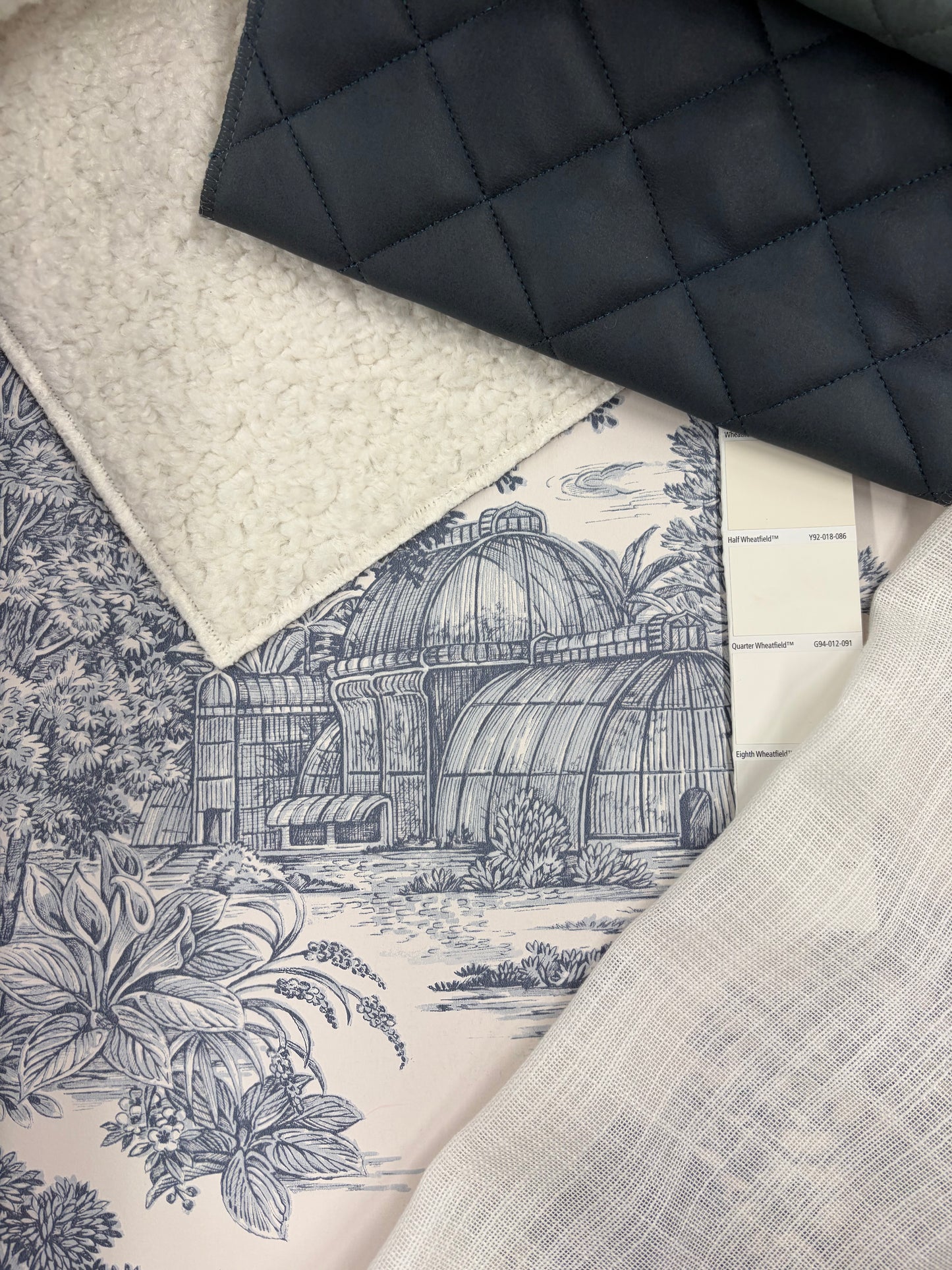 Blenheim Toile Wallpaper - Blue