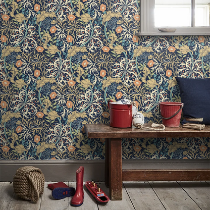 Seaweed Garden Wallpaper - Ohpopsi - Navy