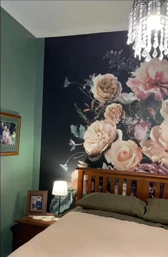 Welcome to my new room....I can't stop taking photos!