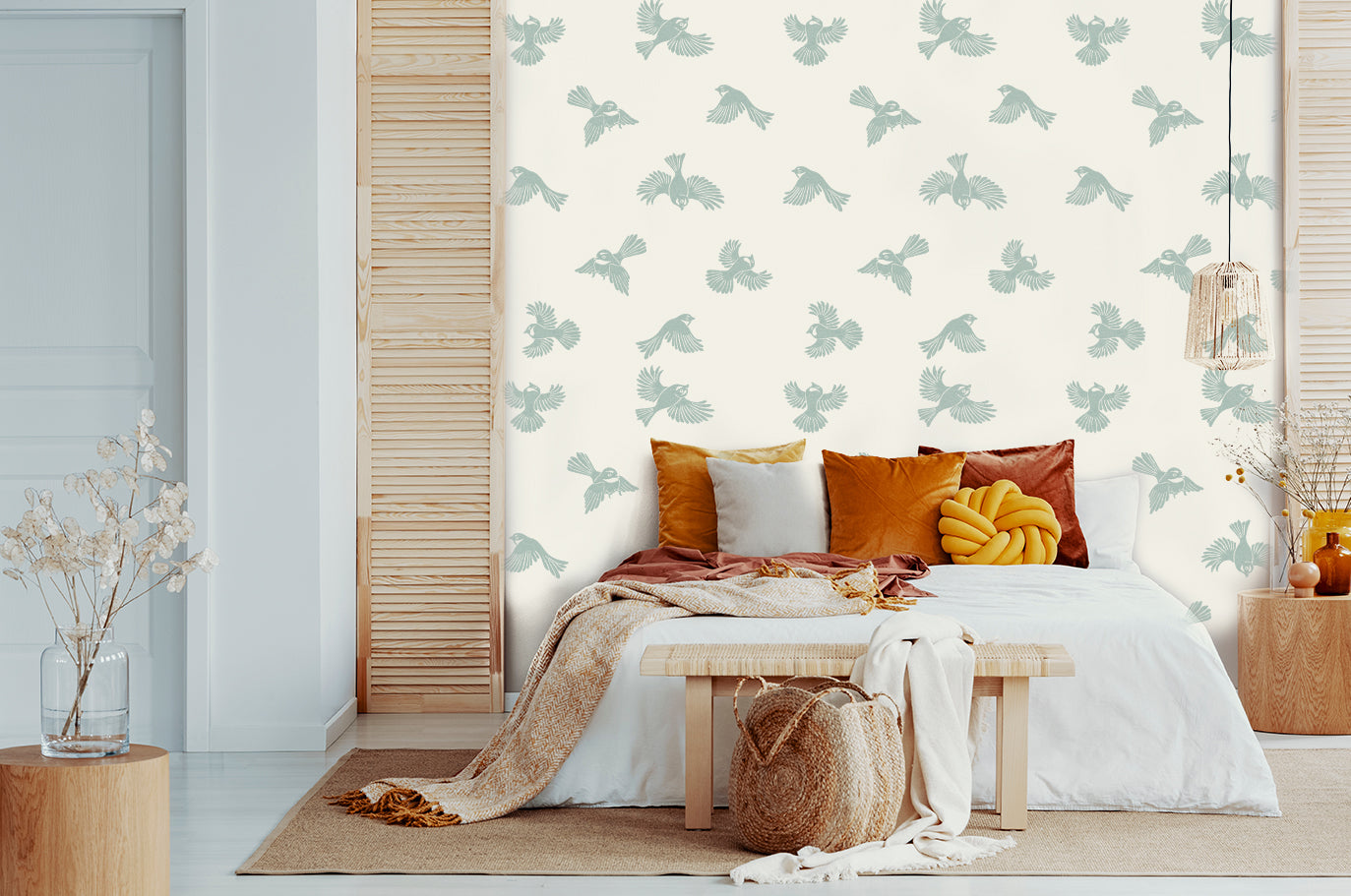 Fantail Flight Wallpaper - Ashanti
