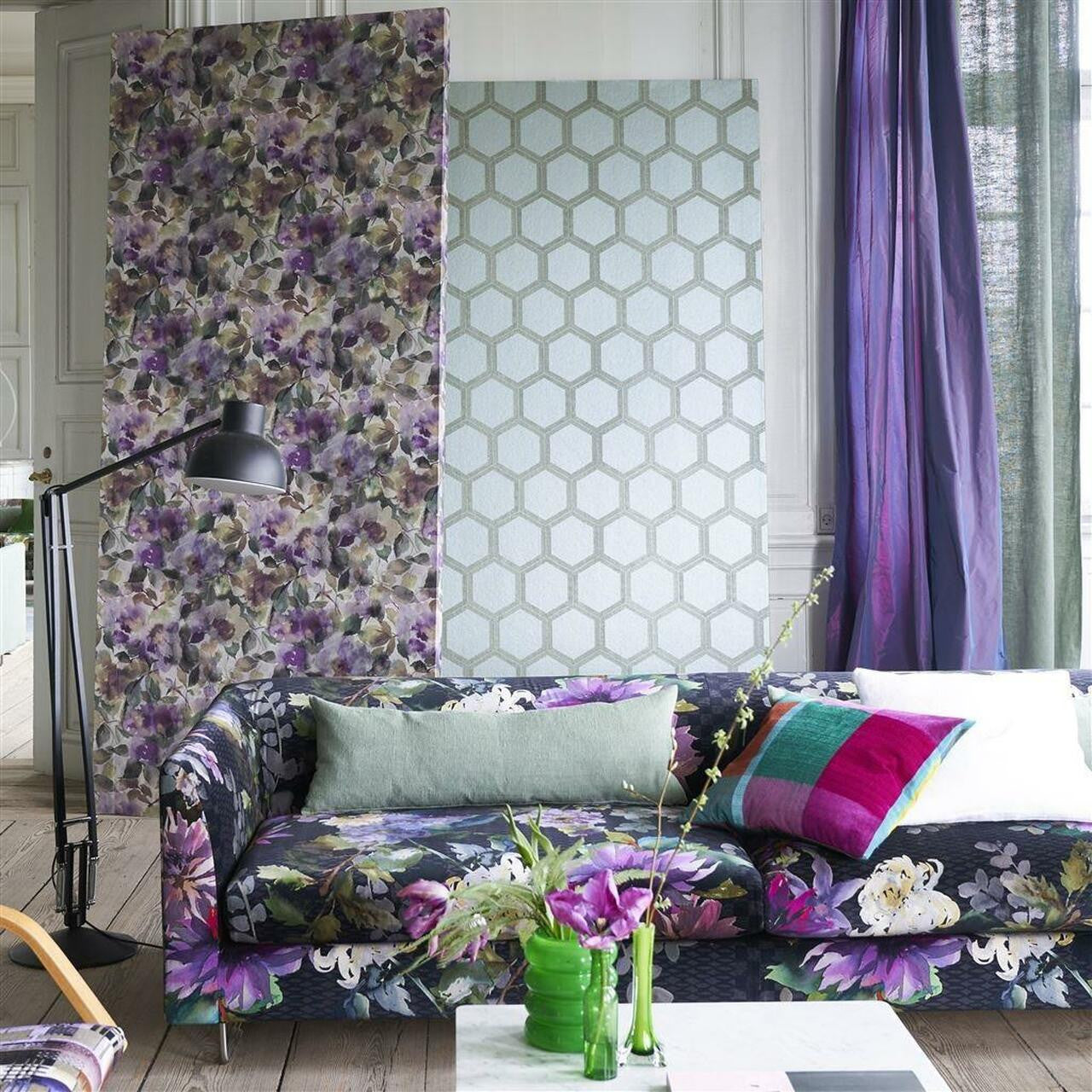Zardosi Wallpaper - Nil - Discontinuing