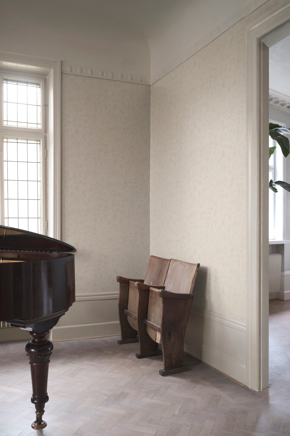 Mila Wallpaper – Beige